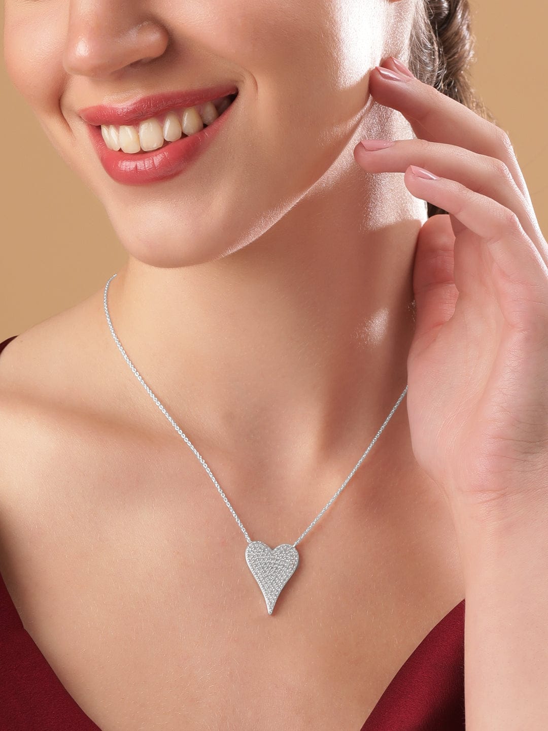 Pristine Heart Pendant Chain Necklace